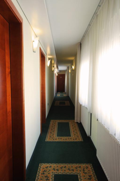 Grandvid Hotel Škofljica Buitenkant foto