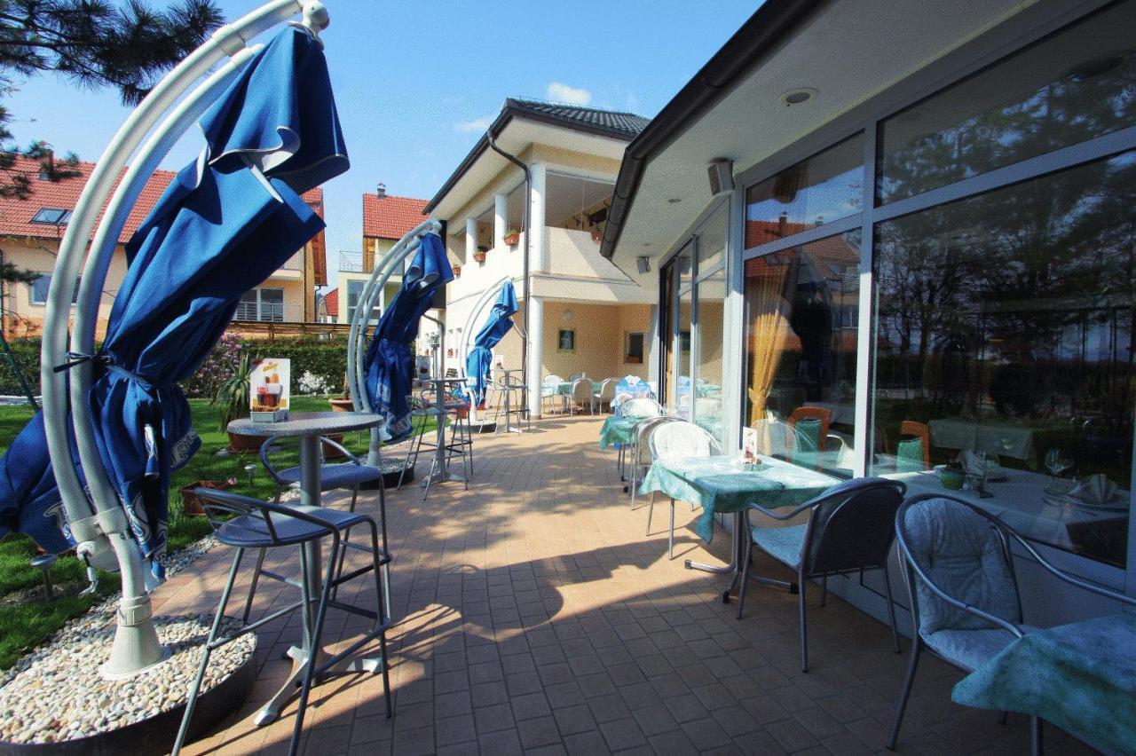 Grandvid Hotel Škofljica Buitenkant foto